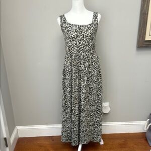 Garnet Hill jersey Leopard Print Mid/Maxi Dress.